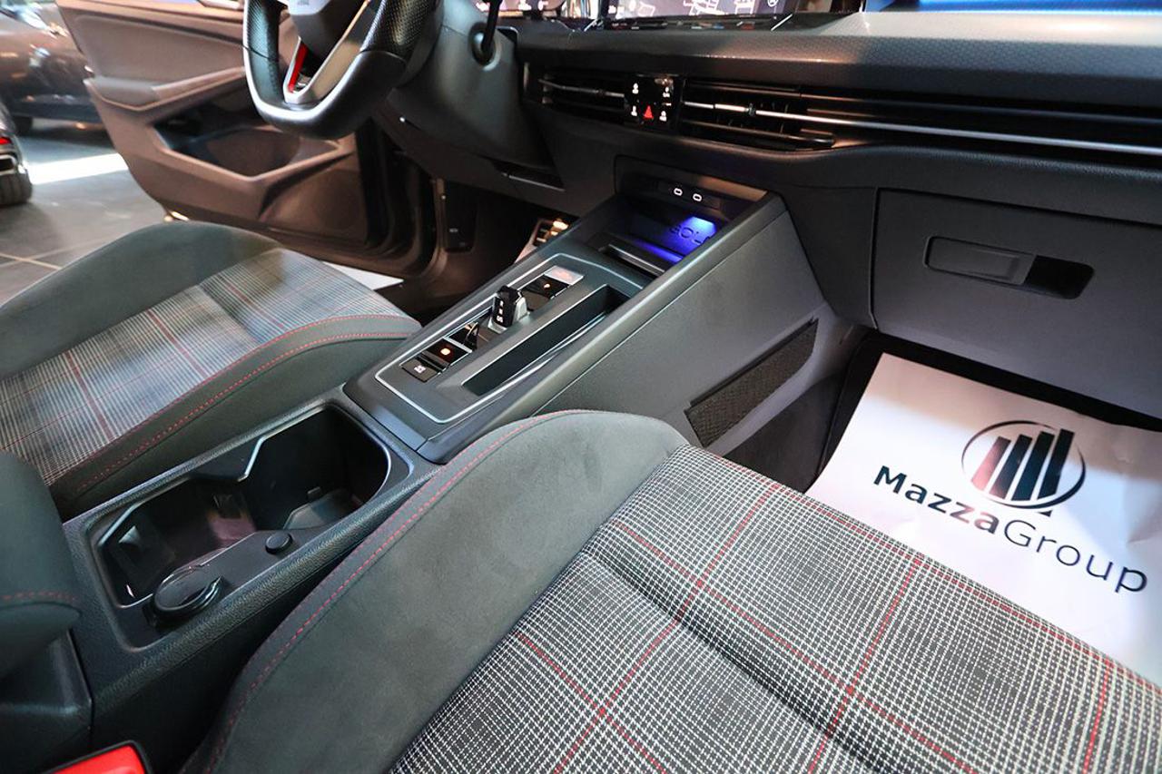 VOLKSWAGEN Golf 2.0 TSI DSG GTI - 34