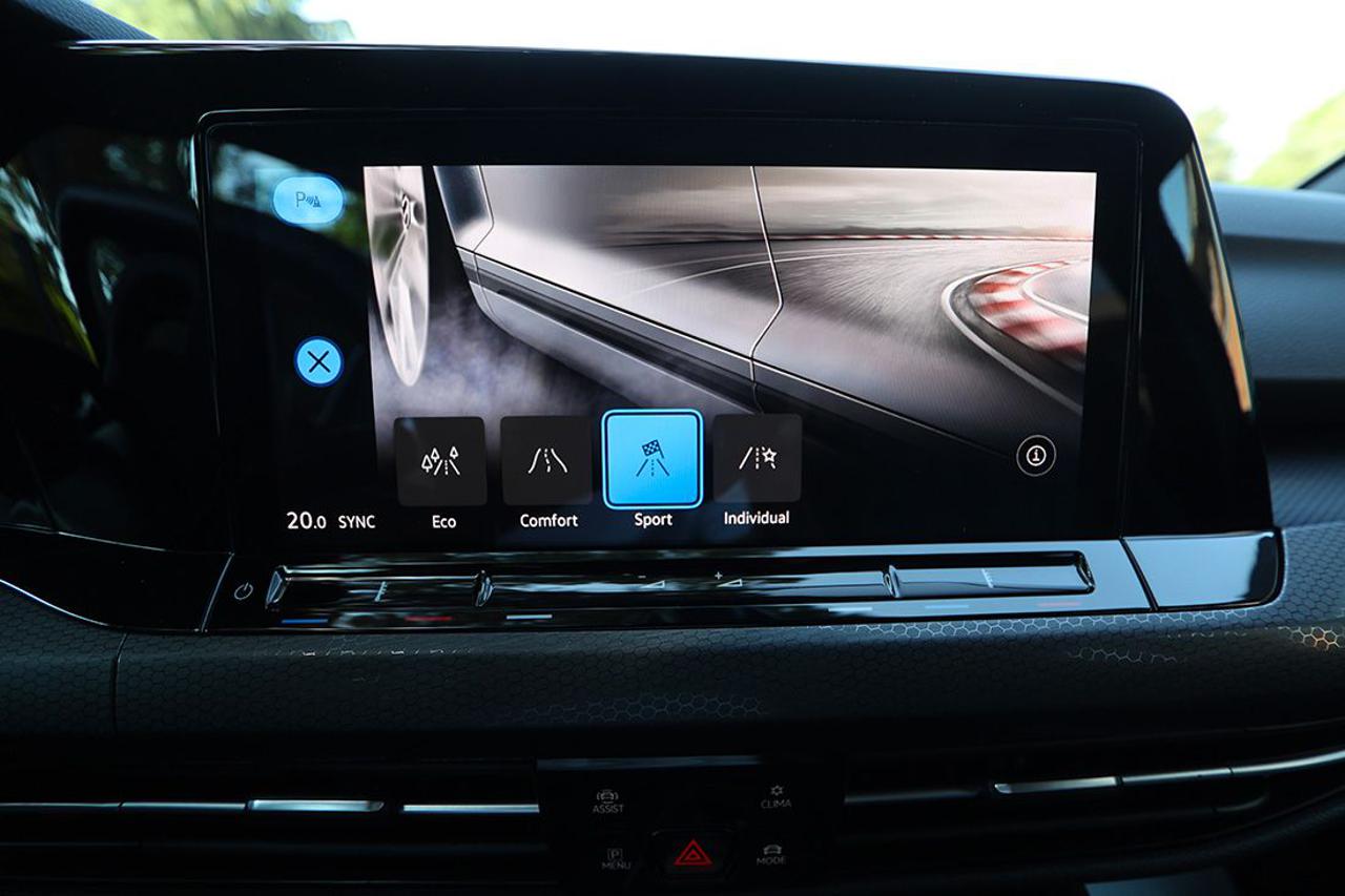 VOLKSWAGEN Golf 2.0 TSI DSG GTI - 24