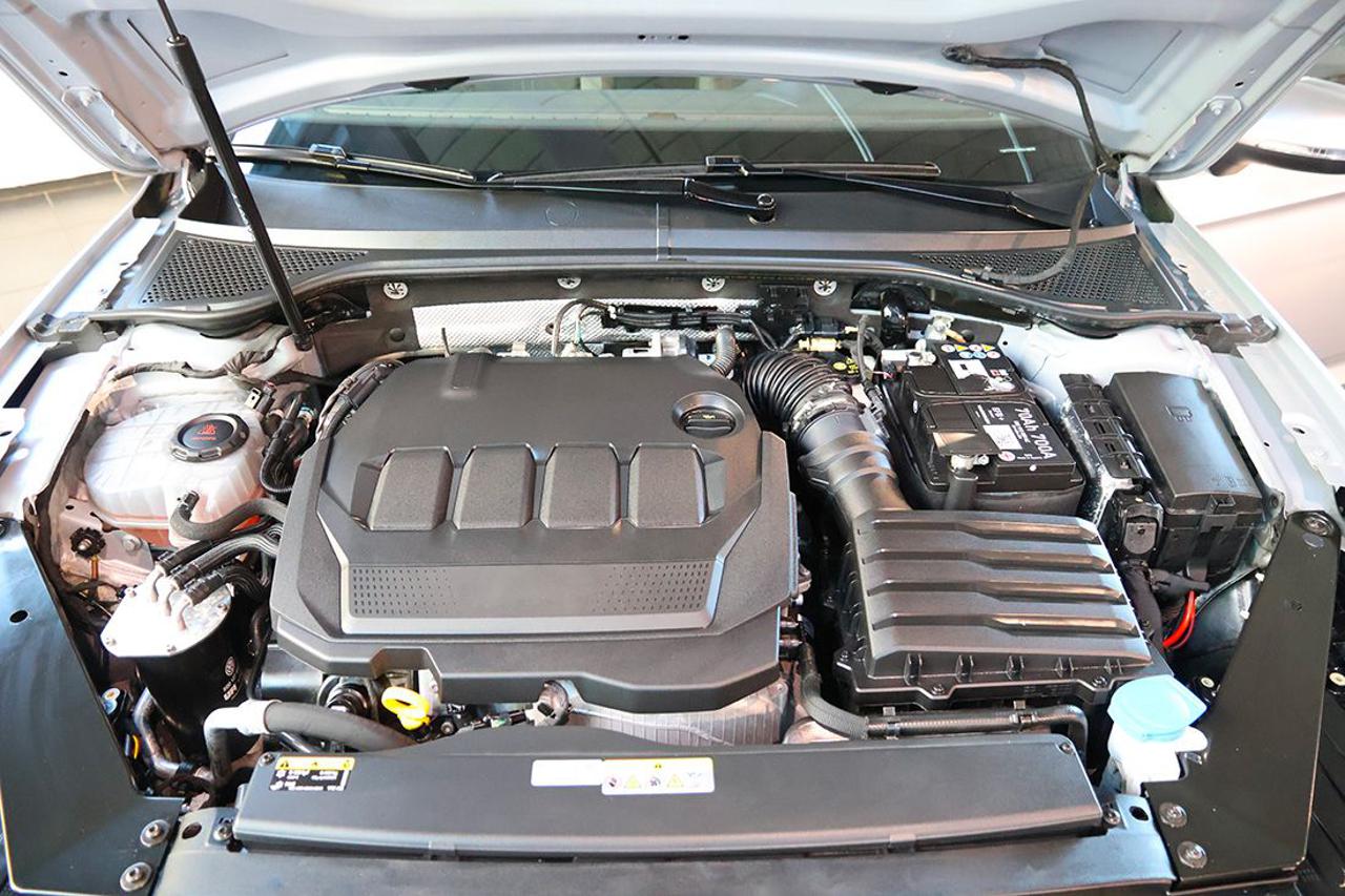 VOLKSWAGEN Passat Alltrack 2.0 TDI 200cv 4Motion DSG - 11