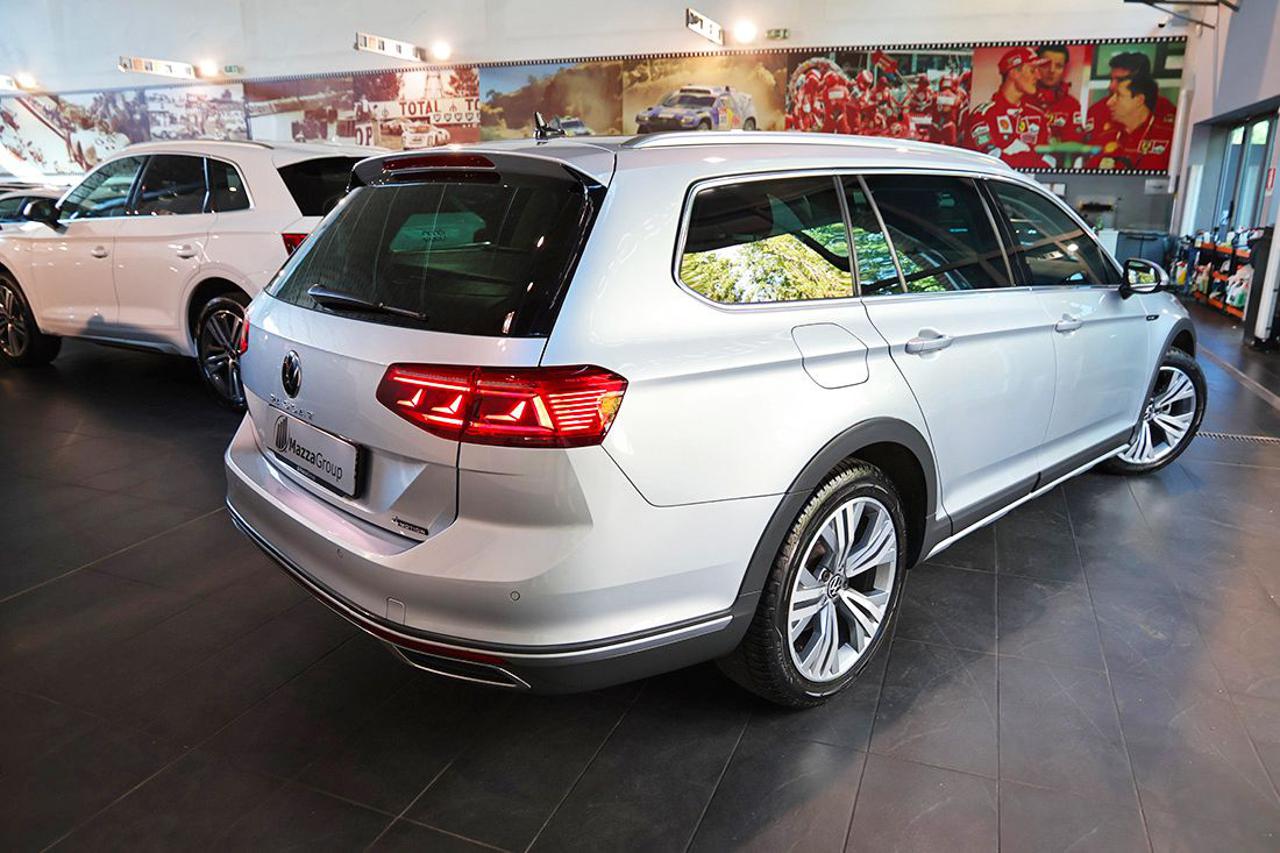 VOLKSWAGEN Passat Alltrack 2.0 TDI 200cv 4Motion DSG - 9