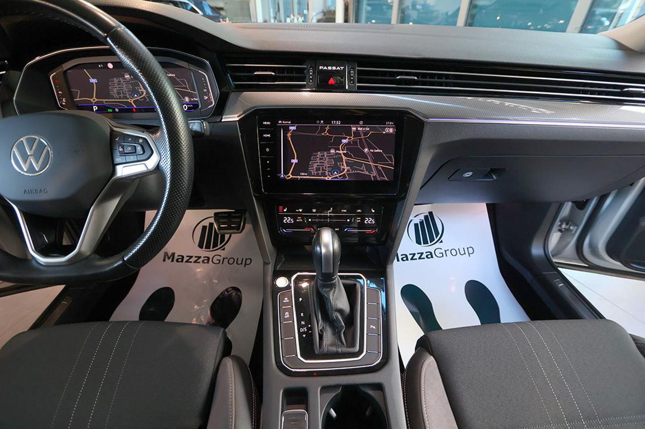 VOLKSWAGEN Passat Alltrack 2.0 TDI 200cv 4Motion DSG - 32