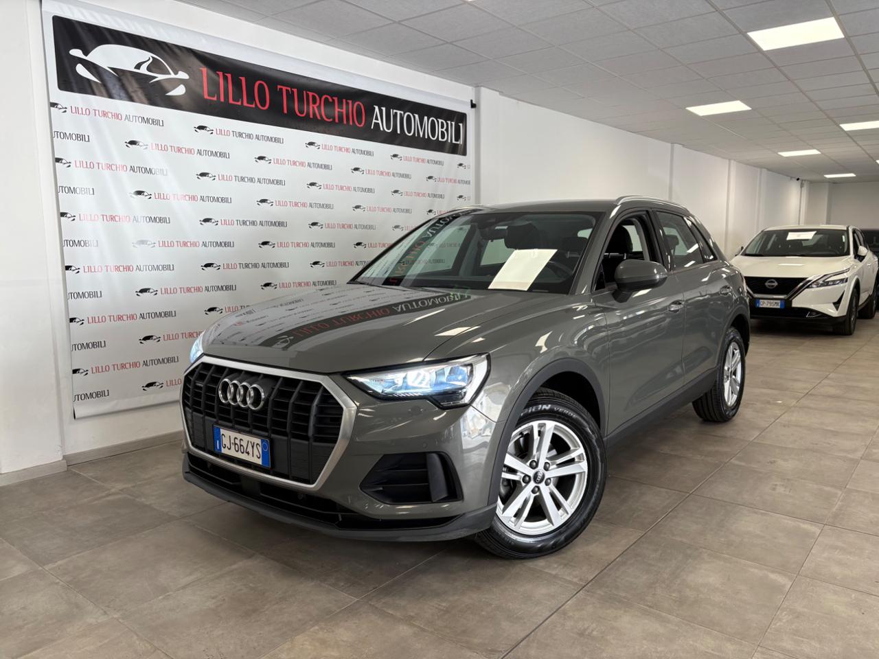 AUDI Q3 35 TDI quattro S tronic Business FARI LED - 1