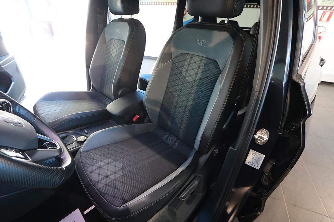 VOLKSWAGEN Tiguan Allspace 2.0 TDI 200cv SCR DSG 4Motion R-Line - 18