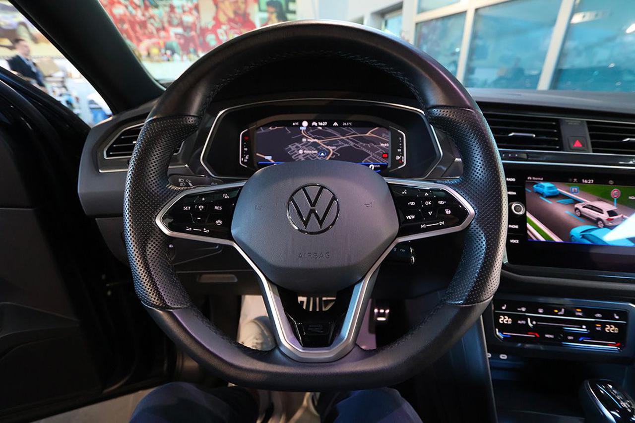 VOLKSWAGEN Tiguan Allspace 2.0 TDI 200cv SCR DSG 4Motion R-Line - 21