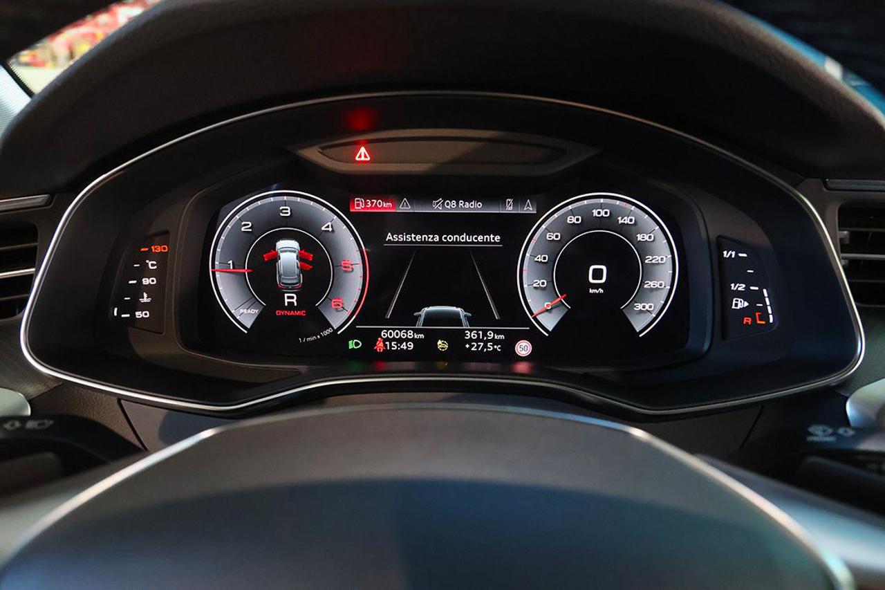AUDI A6 40 TDI Avant Quattro ultra S-Tronic S-Line - 31