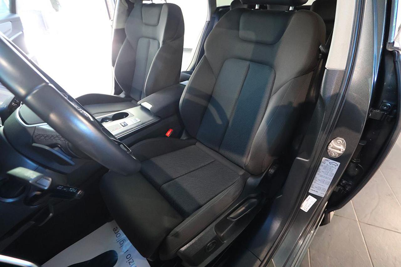 AUDI A6 40 TDI Avant Quattro ultra S-Tronic S-Line - 18