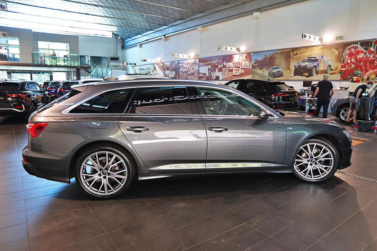 AUDI A6 40 TDI Avant Quattro ultra S-Tronic S-Line - 10