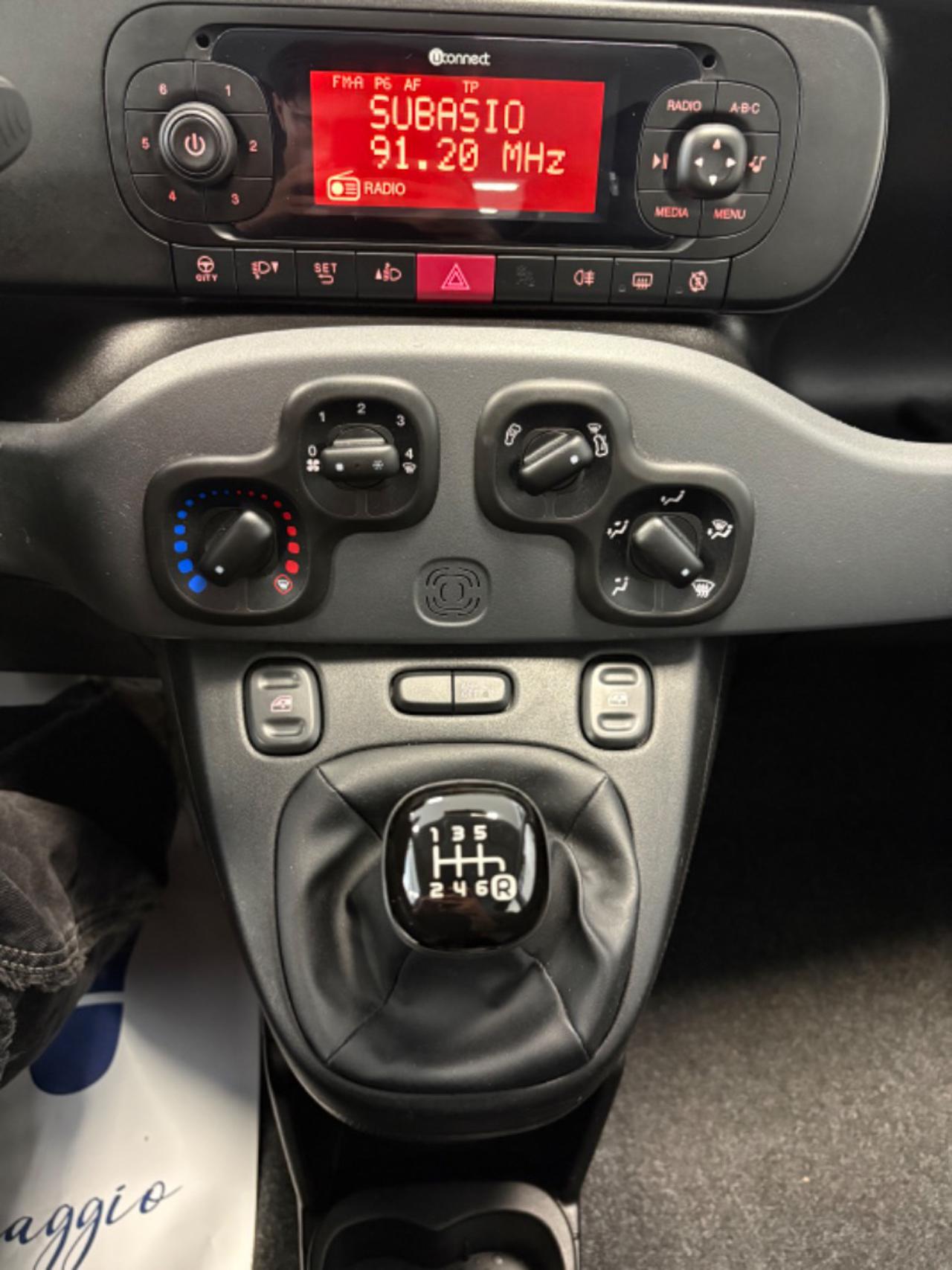 FIAT Panda 1.0 FireFly S&S Hybrid City Life - 11