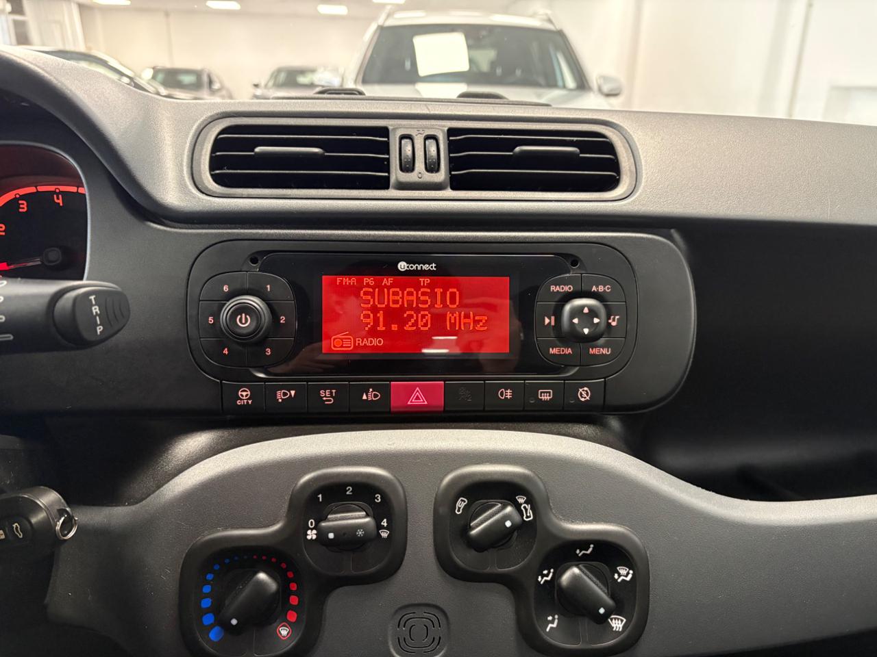 FIAT Panda 1.0 FireFly S&S Hybrid City Life - 13