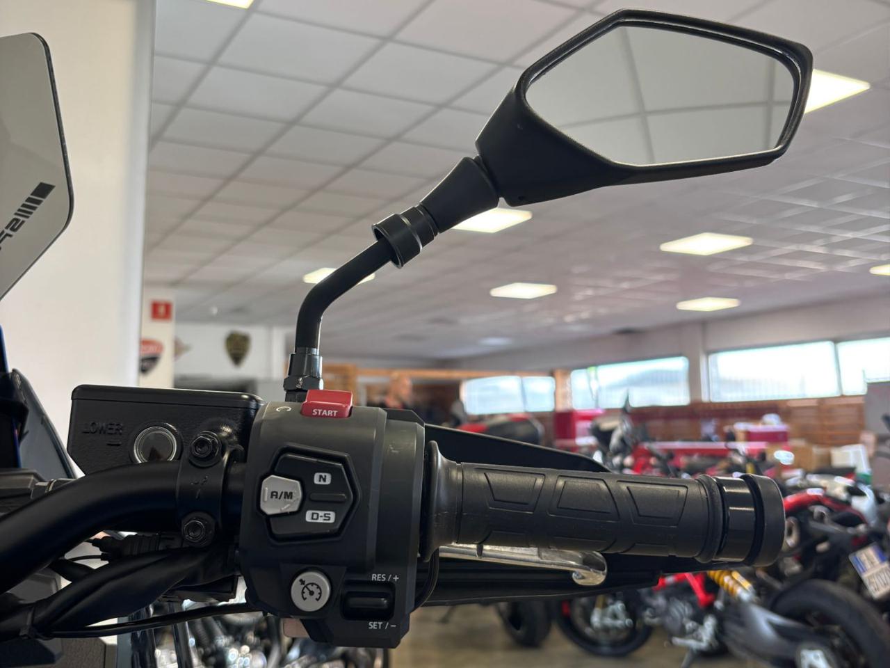 HONDA Africa Twin CRF 1100 L AFRICA TWIN 1100 L DCT - 11