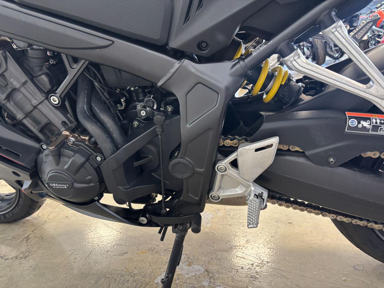 HONDA CBR 650 CBR 650 R - 8