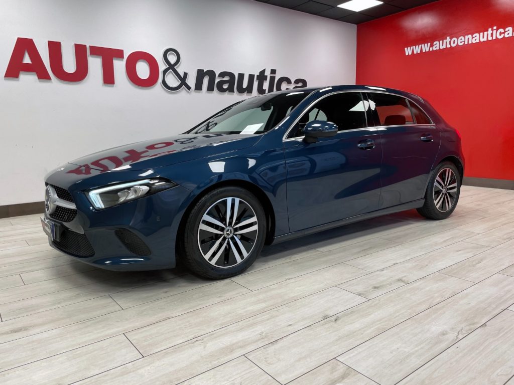 MERCEDES-BENZ A 180 D SPORT AUTO - 3