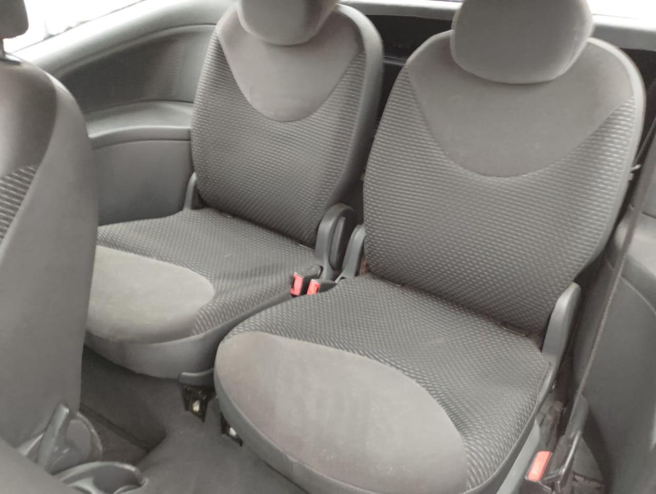CITROEN C2 1.1 airdream - 14