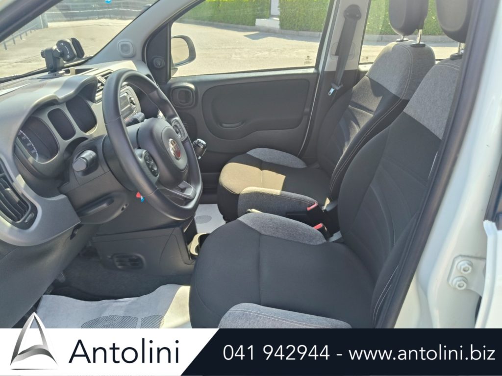 Scopri un'occasione autoFIAT Panda 1.0 S&S Hybrid City Life "GOMME NUOVE"da Antolini Venezia Mestre (VE)