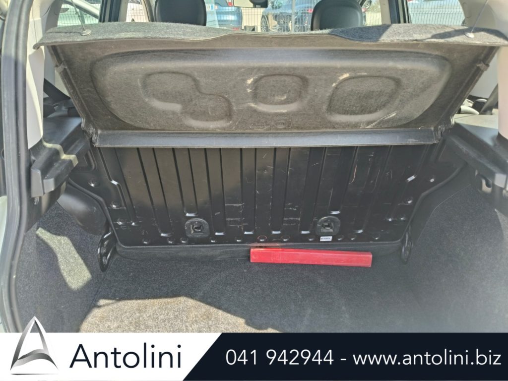 Scopri un'occasione autoFIAT Panda 1.0 S&S Hybrid City Life "GOMME NUOVE"da Antolini Venezia Mestre (VE)