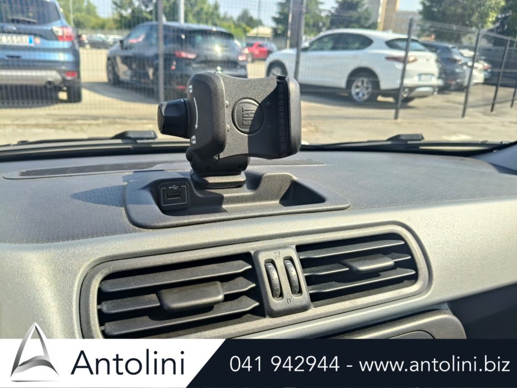 Scopri un'occasione autoFIAT Panda 1.0 S&S Hybrid City Life "GOMME NUOVE"da Antolini Venezia Mestre (VE)