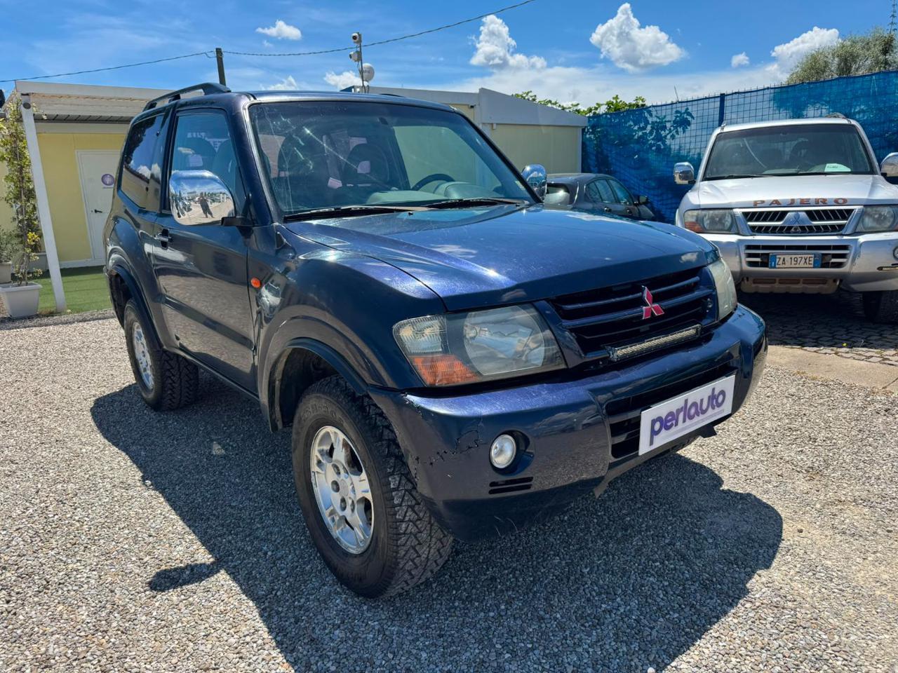MITSUBISHI Pajero 2.5 TDI 3p. GLX Autocarro - 2