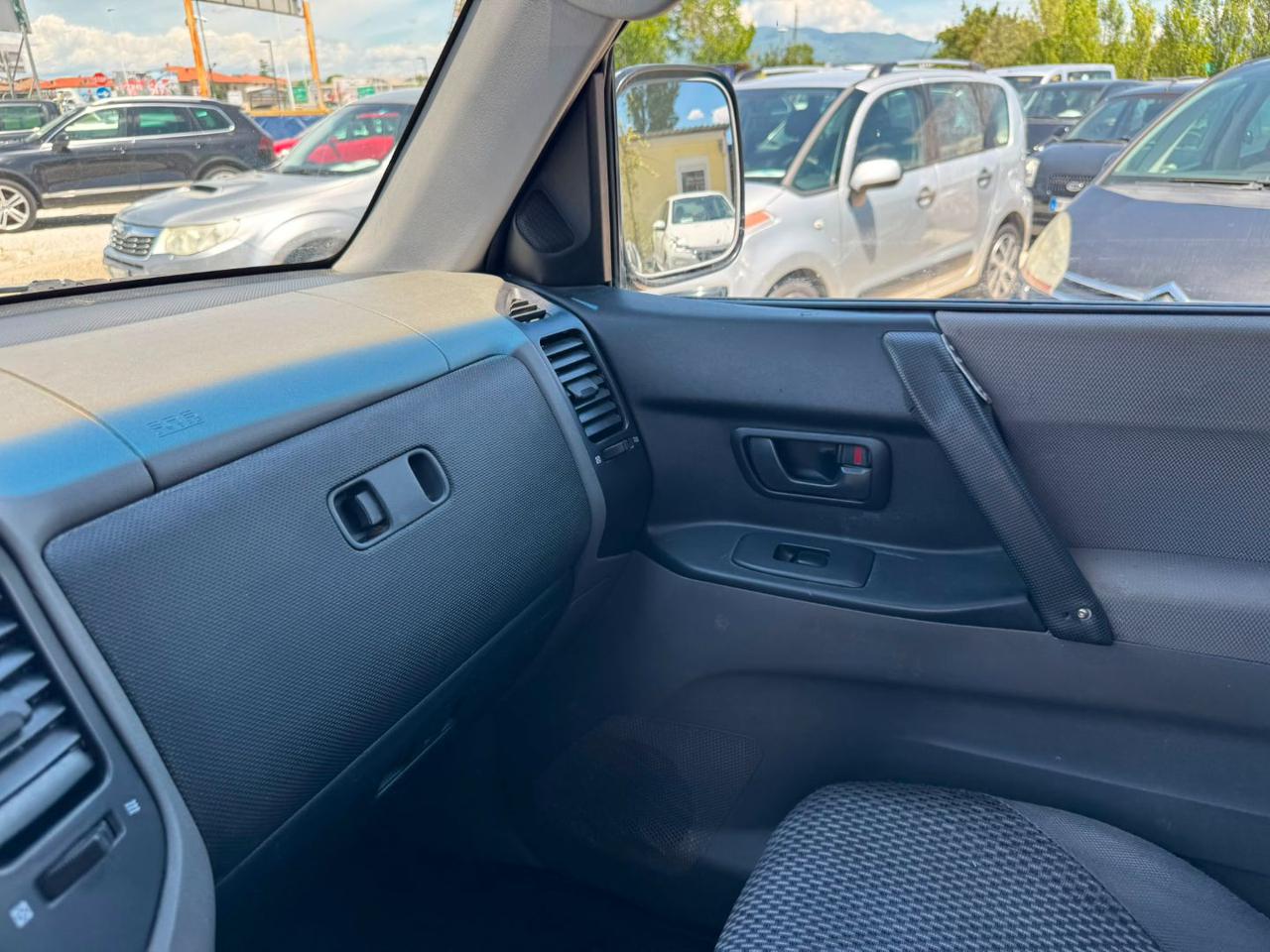 MITSUBISHI Pajero 2.5 TDI 3p. GLX Autocarro - 14