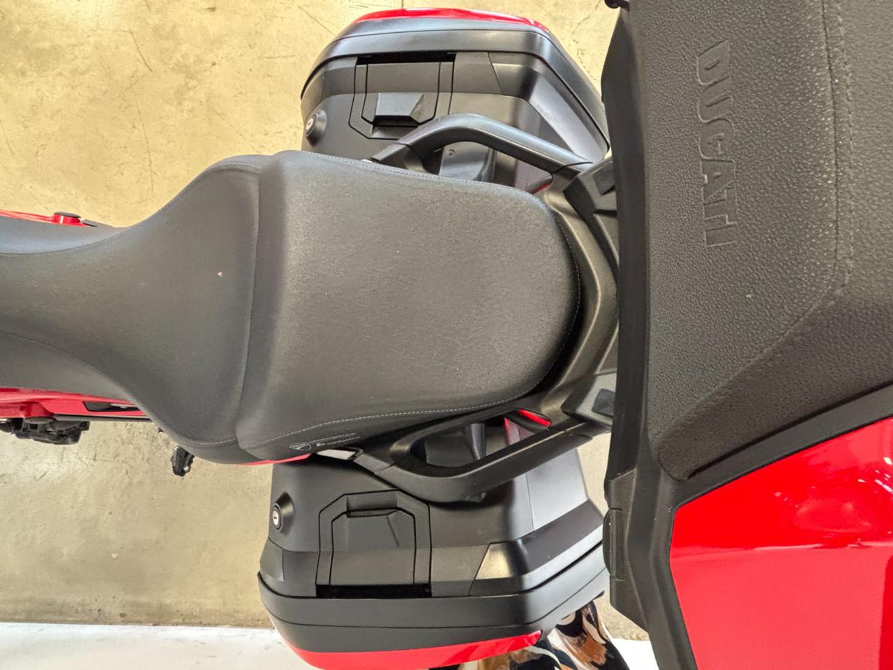 DUCATI Multistrada 1200 ABS - 9
