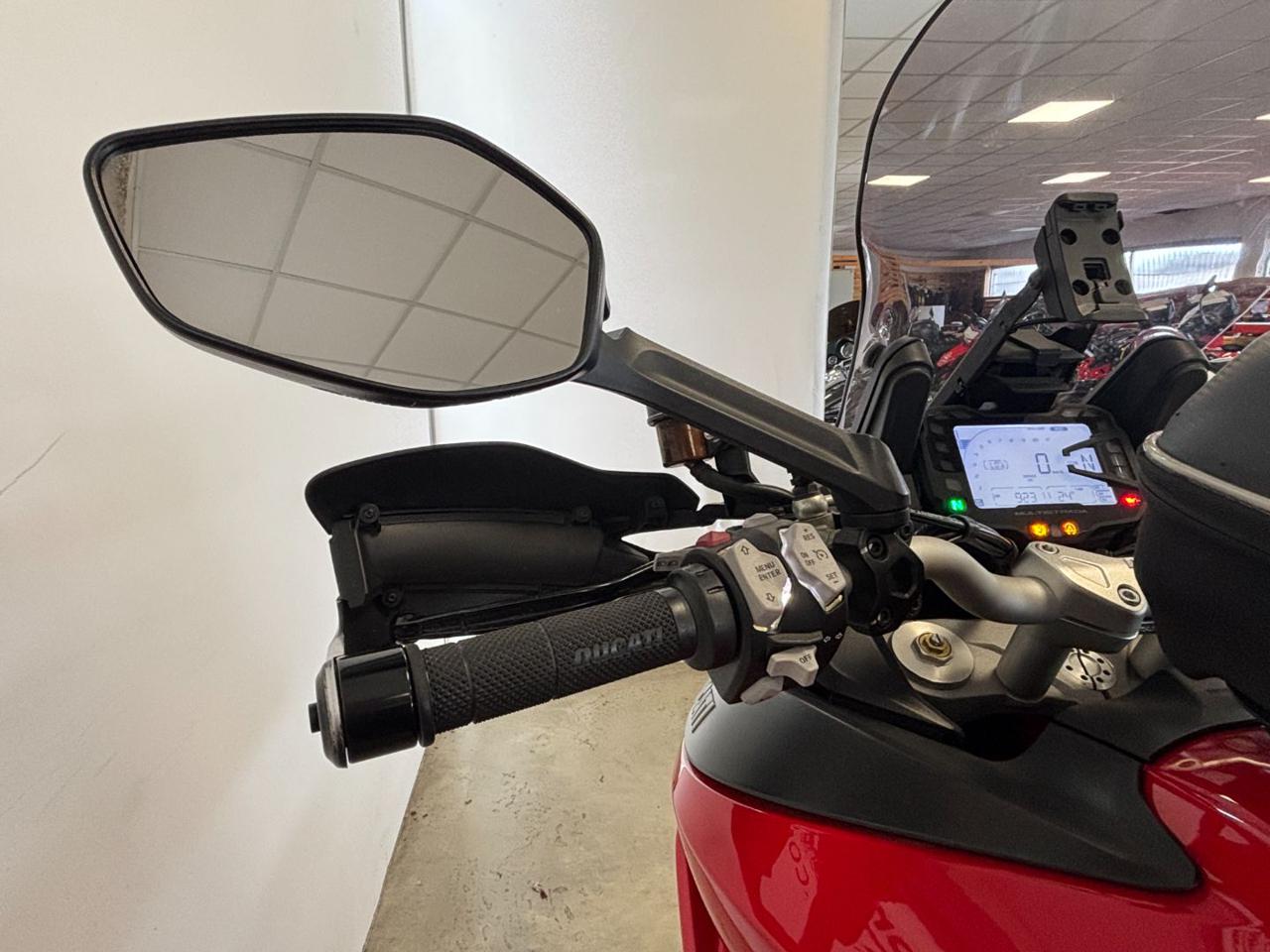 DUCATI Multistrada 1200 ABS - 11