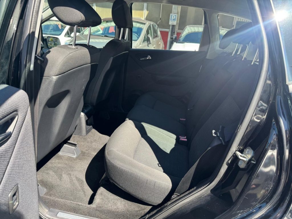 MERCEDES-BENZ A 160 BlueEFFICIENCY Executive - 16