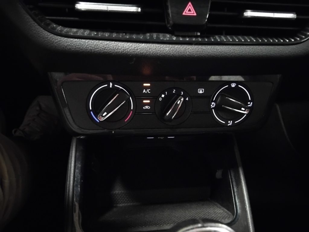 SKODA Fabia 1.0 MPI 80 CV Ambition C/GRIMALDI SPECIAL DAY - 19