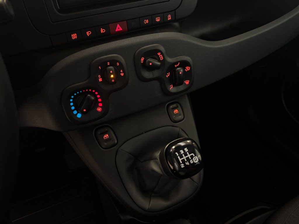 FIAT Panda 1.0 FireFly S&S Hybrid POP KM0 PROMO - 11