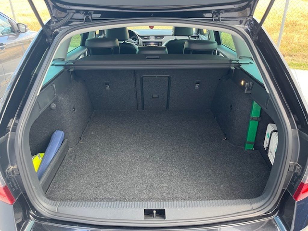 SKODA Octavia 1.4 TSI DSG Wagon Style G-Tec - 20