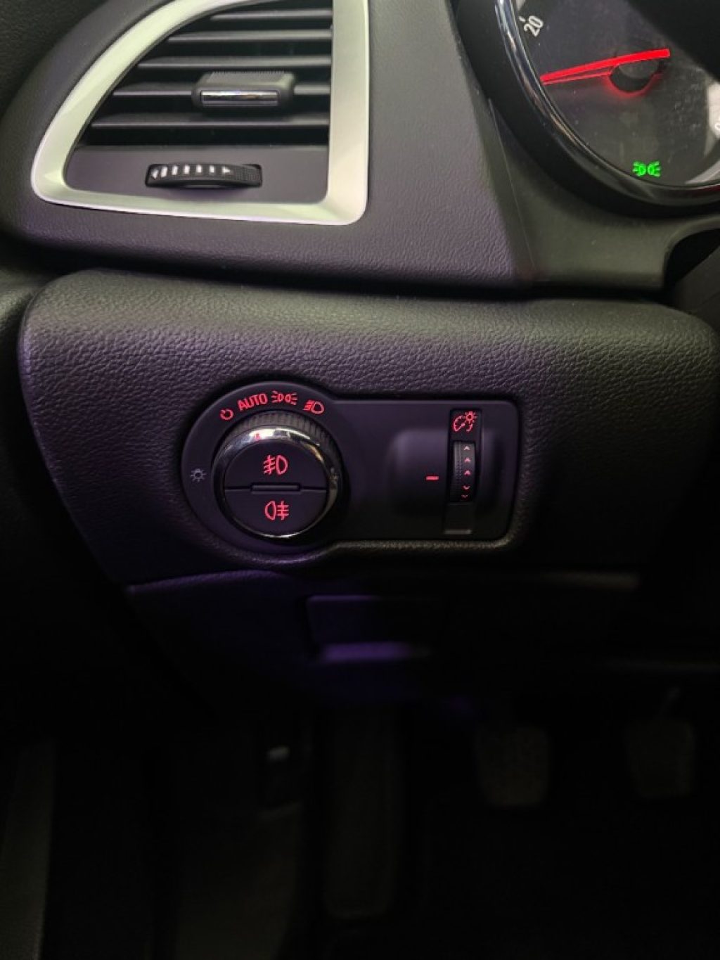 OPEL Astra 1.4 Turbo 140CV 5 porte Cosmo - 3
