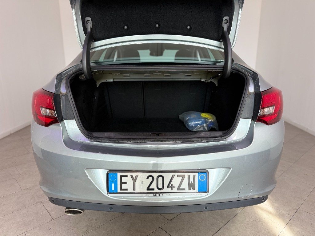 OPEL Astra 1.4 Turbo 140CV 5 porte Cosmo - 9