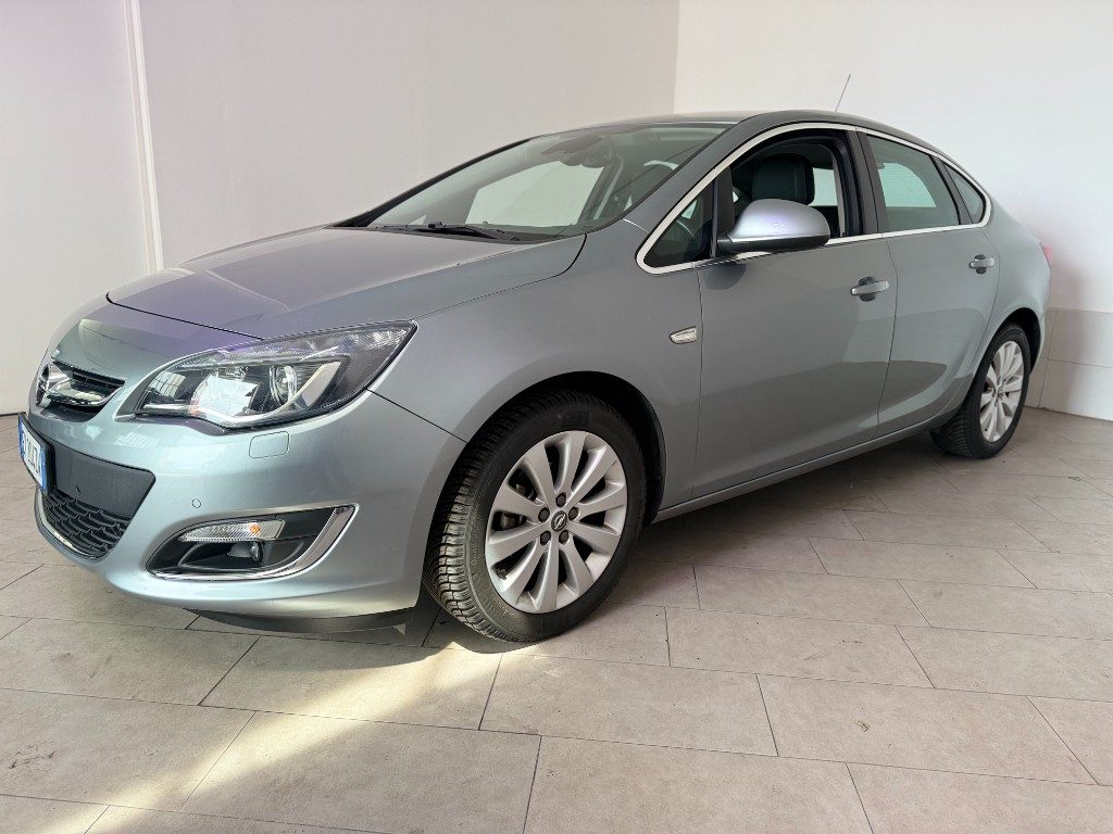 OPEL Astra 1.4 Turbo 140CV 5 porte Cosmo - 17