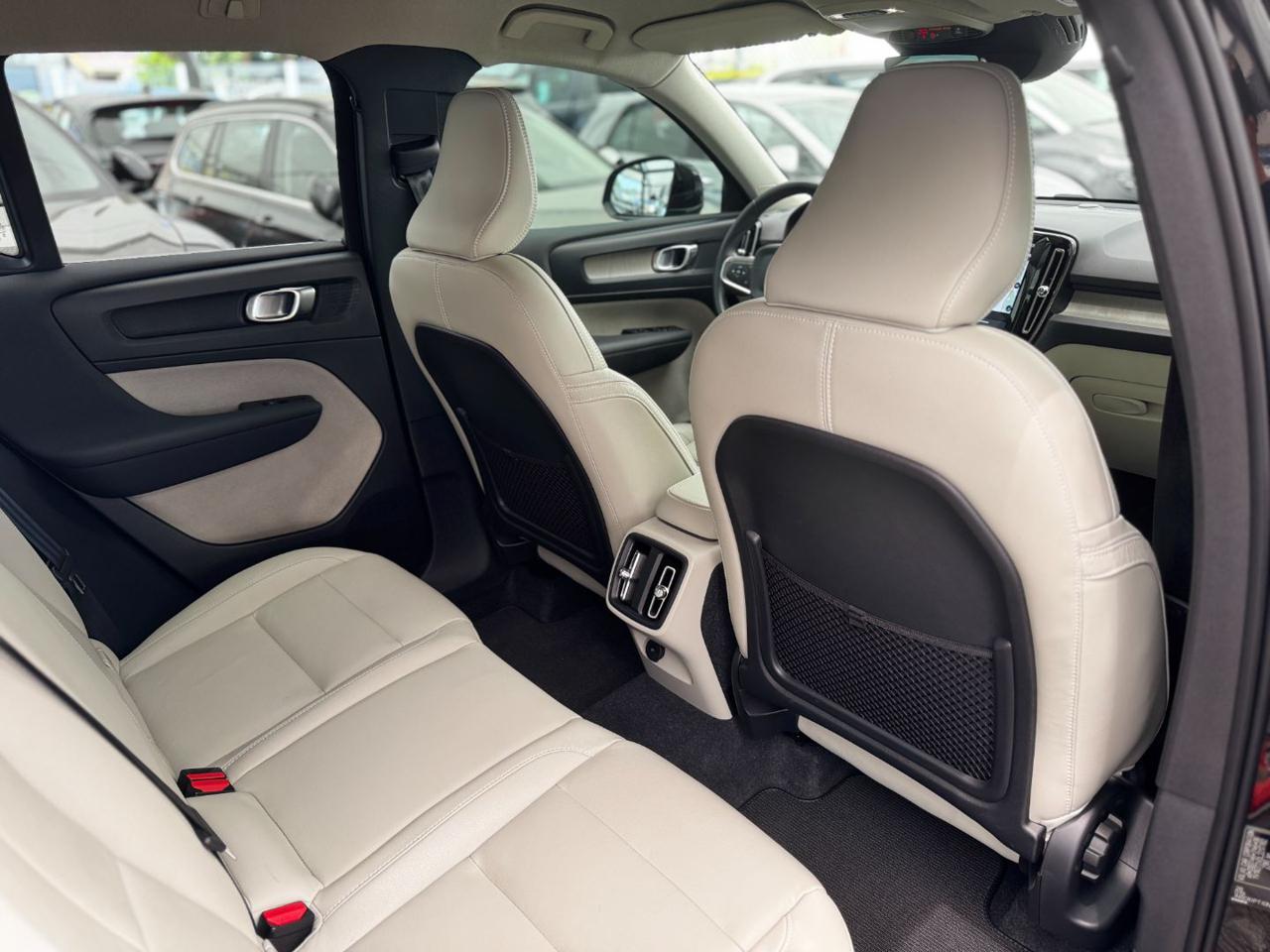 VOLVO XC40 D3 Geartronic Inscription (Pelle/Retro/APP/Led) - 27