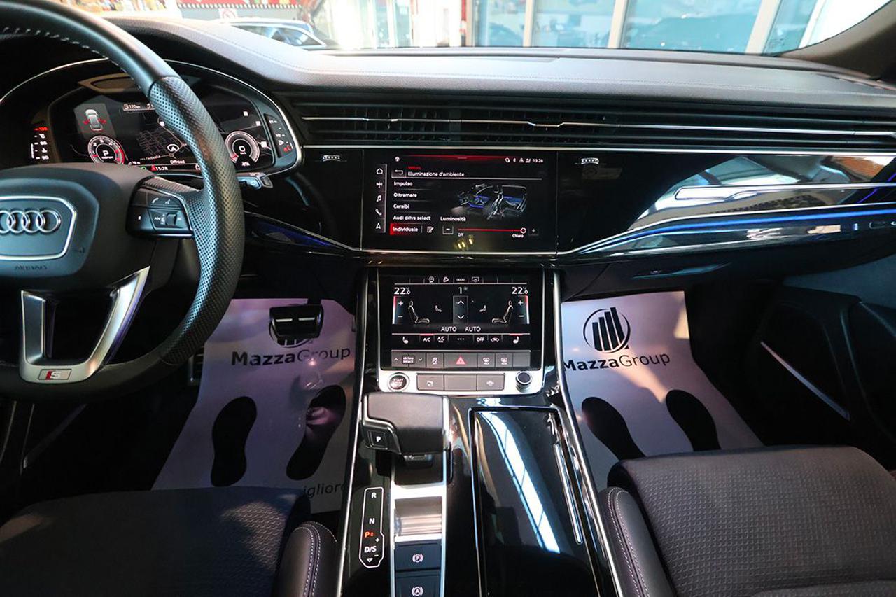 AUDI Q8 50 TDI Quattro Tiptronic Sport S-Line - 37