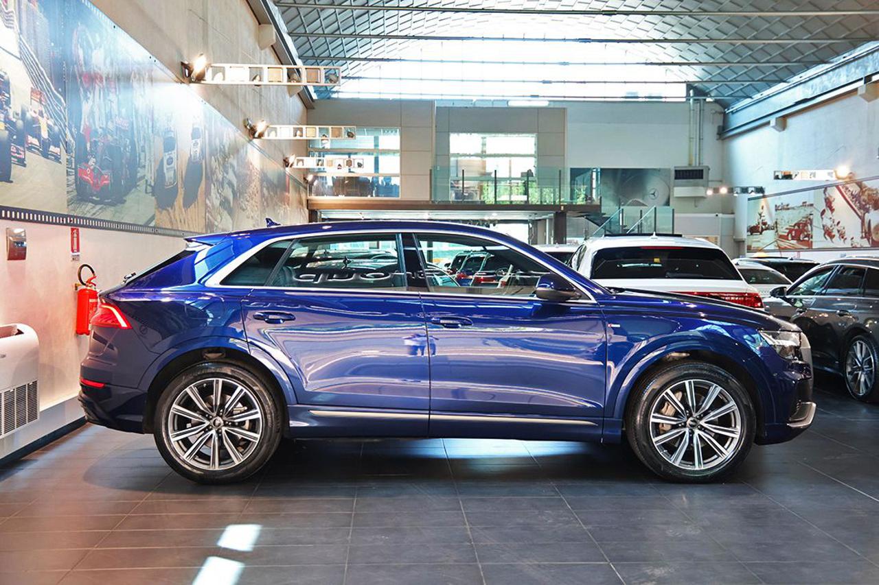 AUDI Q8 50 TDI Quattro Tiptronic Sport S-Line - 2
