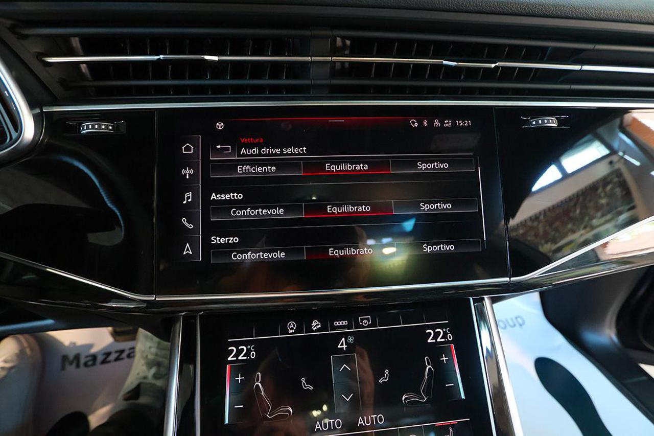 AUDI Q8 50 TDI Quattro Tiptronic Sport S-Line - 32