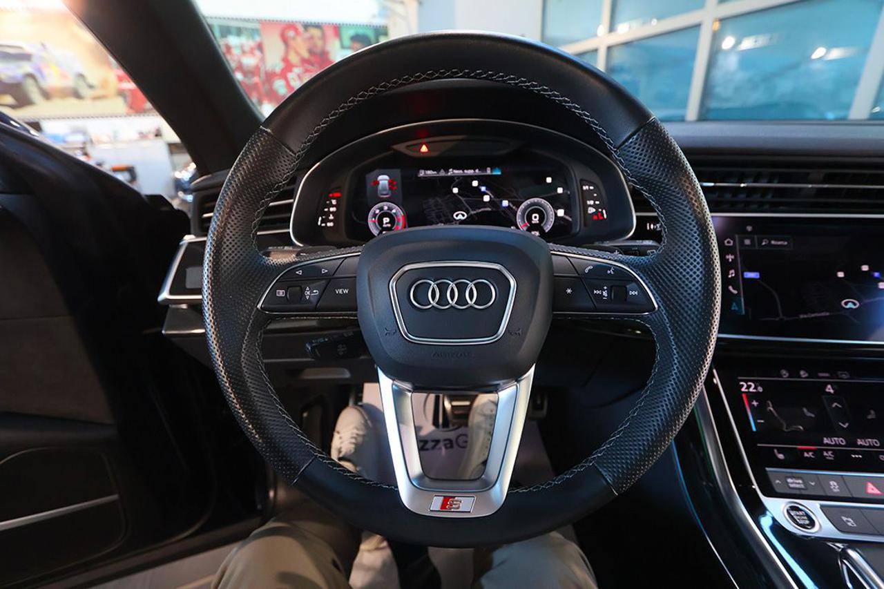 AUDI Q8 50 TDI Quattro Tiptronic Sport S-Line - 26
