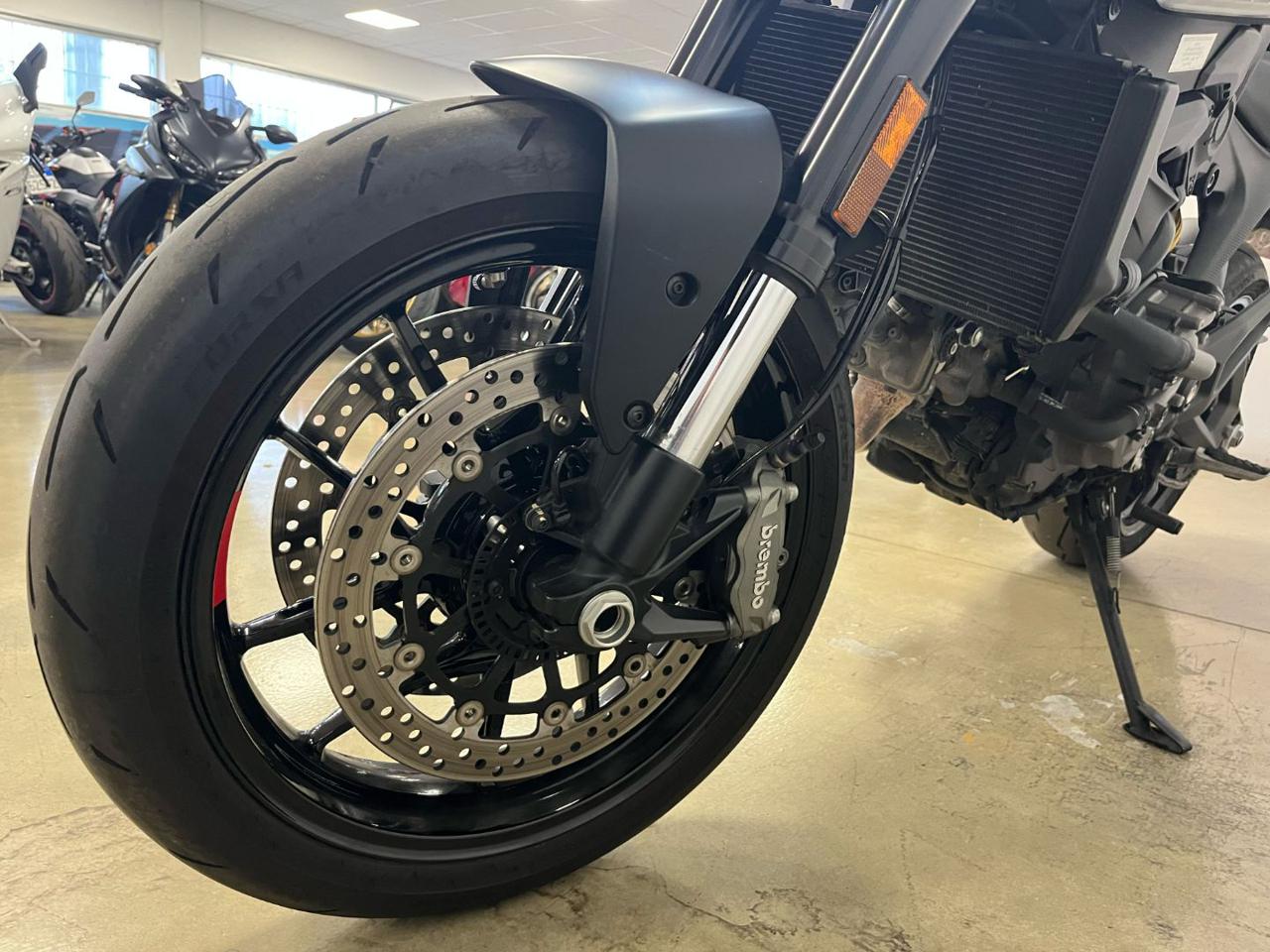 DUCATI Monster 937 DARK STEALTH - 3