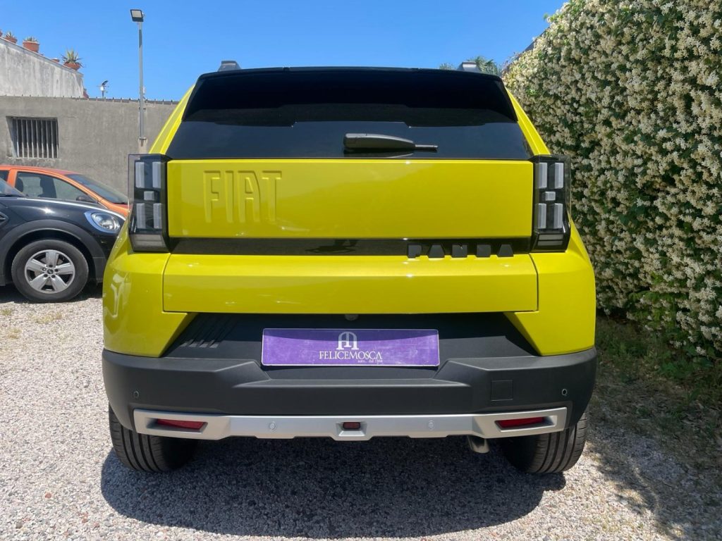 FIAT Grande Panda 1.2 100 CV S&S La Prima - 4