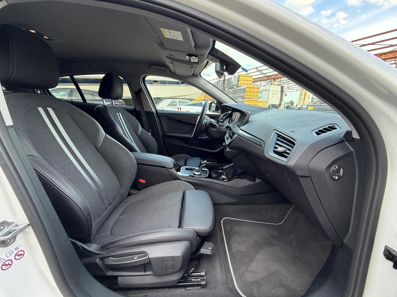 BMW 118 d 5p. Sport - 9