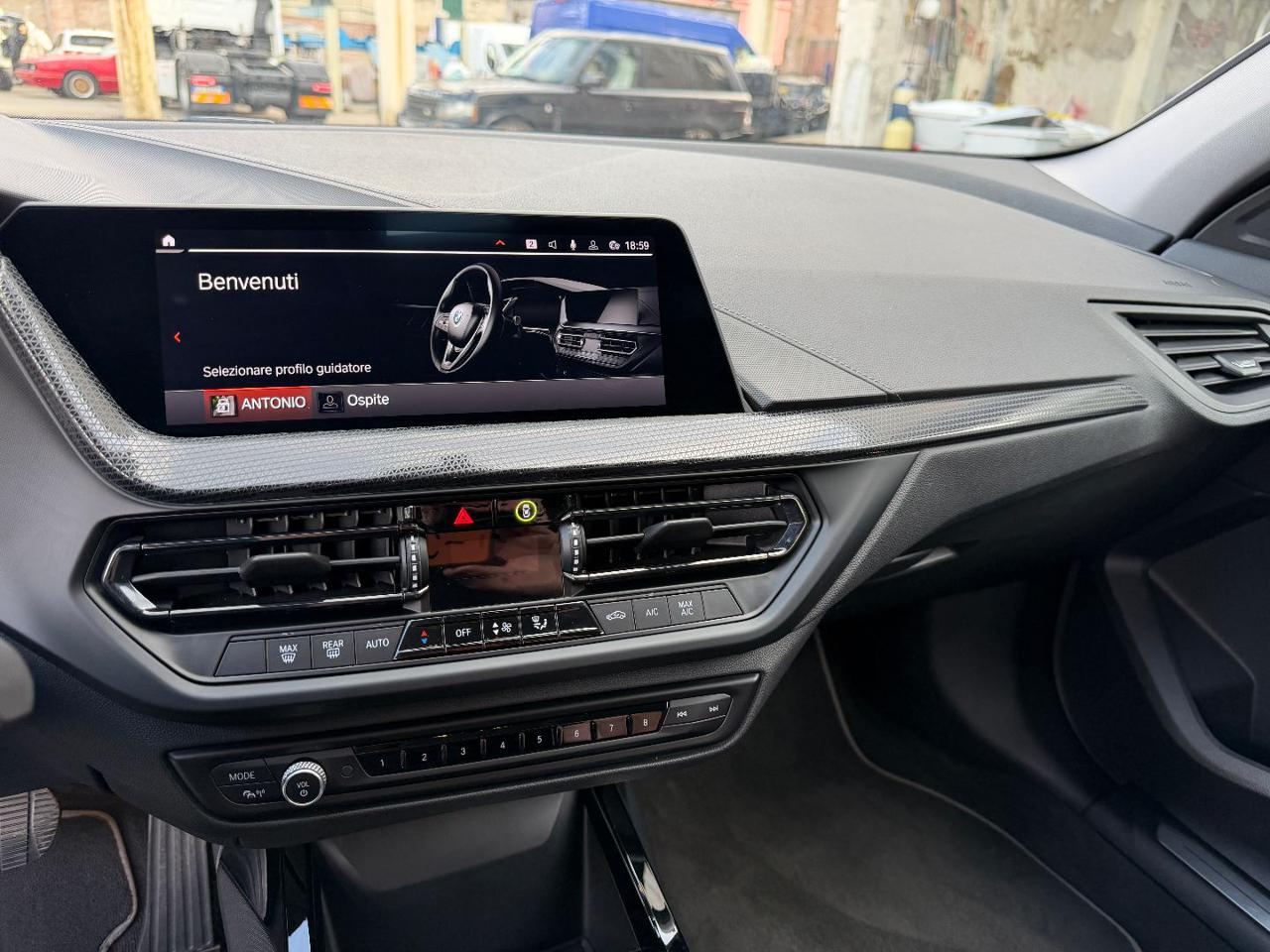 BMW 118 d 5p. Sport - 16