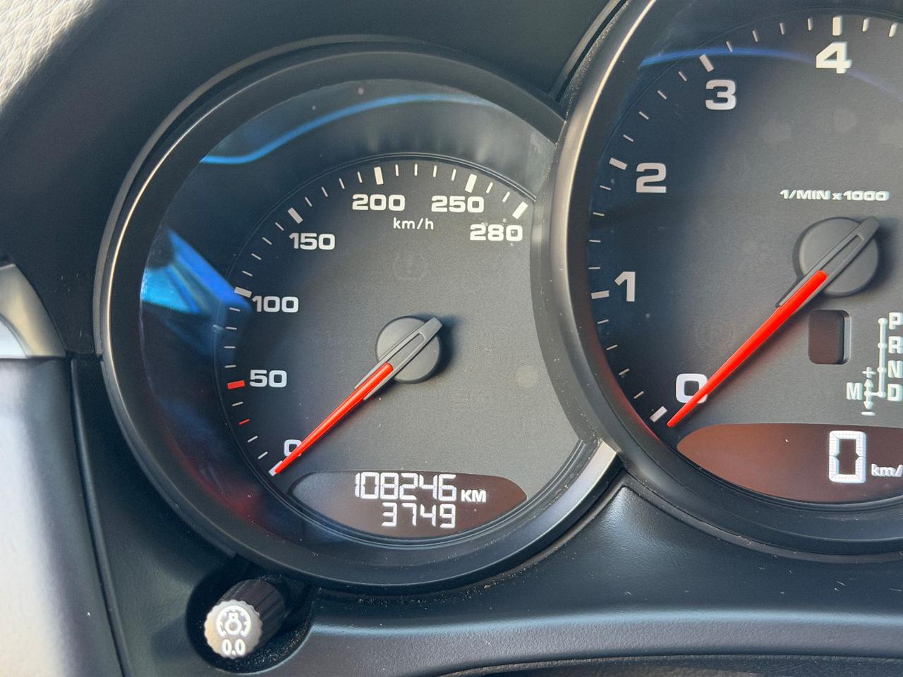 PORSCHE Macan 2.0 - 16