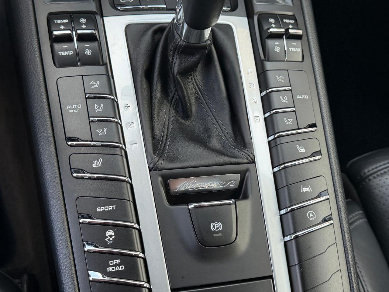 PORSCHE Macan 2.0 - 17