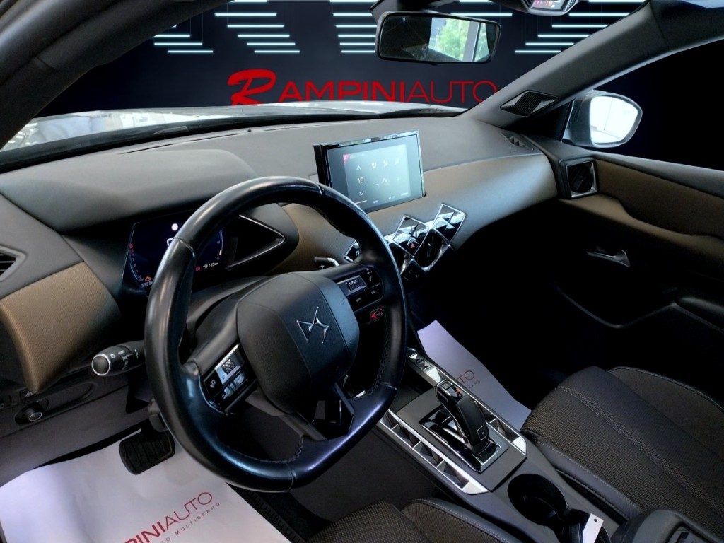 DS AUTOMOBILES DS 3 Crossback BlueHDi 130 Cv automatico So Chic Ok Neopatentati - 16