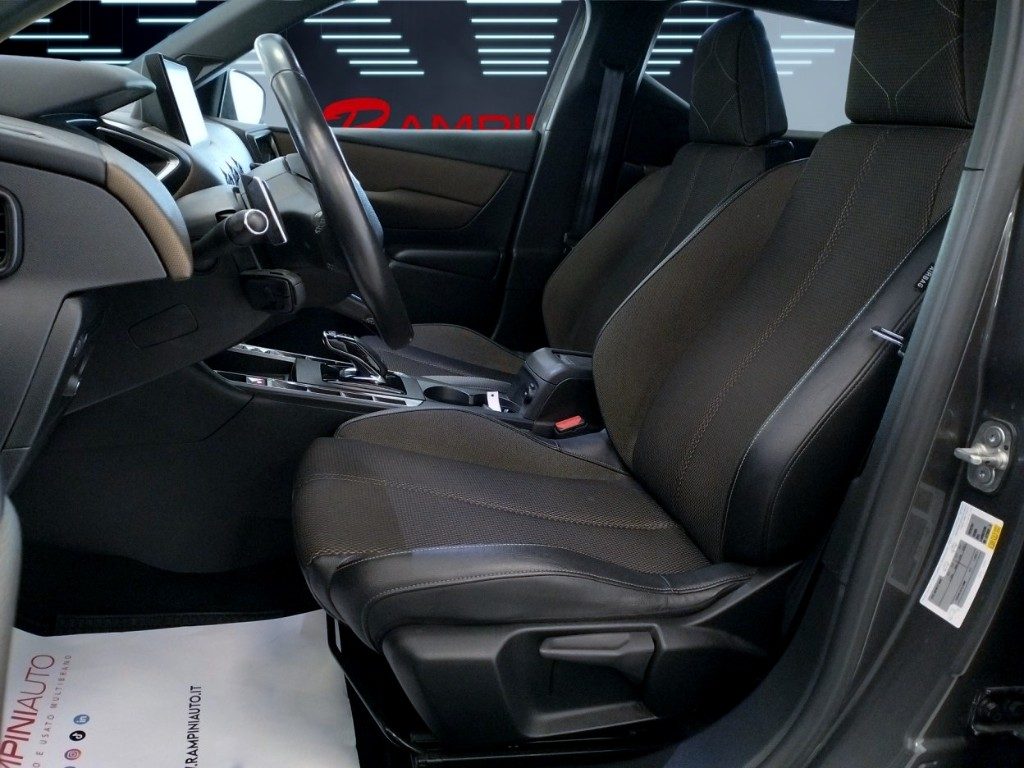 DS AUTOMOBILES DS 3 Crossback BlueHDi 130 Cv automatico So Chic Ok Neopatentati - 17