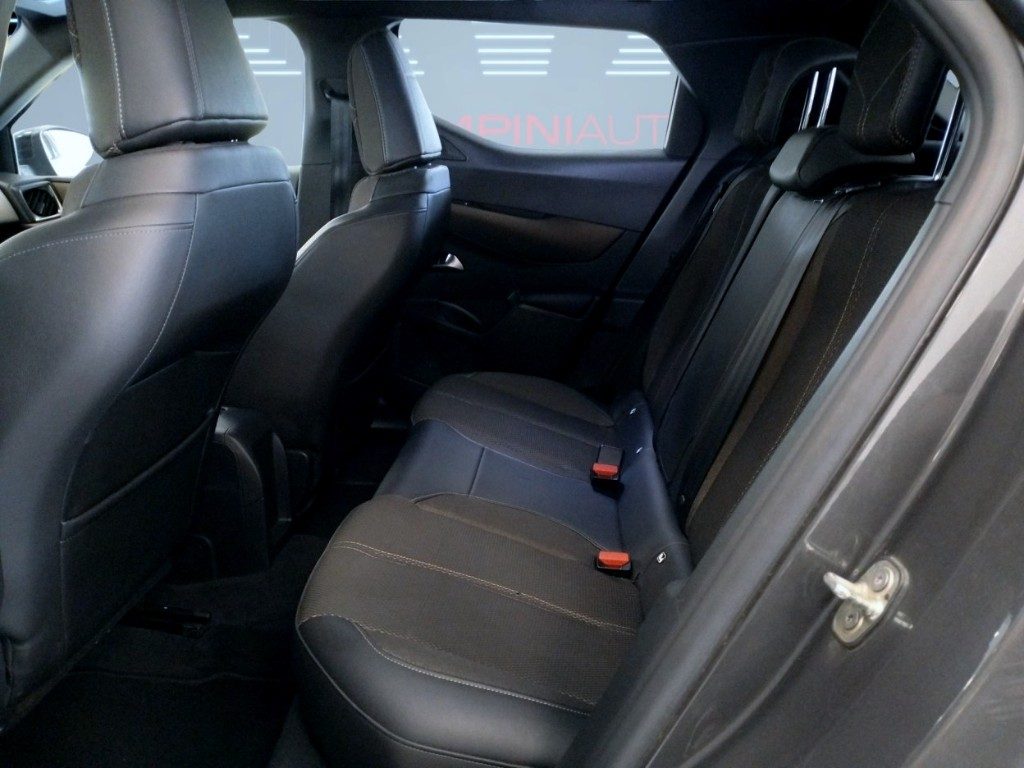 DS AUTOMOBILES DS 3 Crossback BlueHDi 130 Cv automatico So Chic Ok Neopatentati - 18