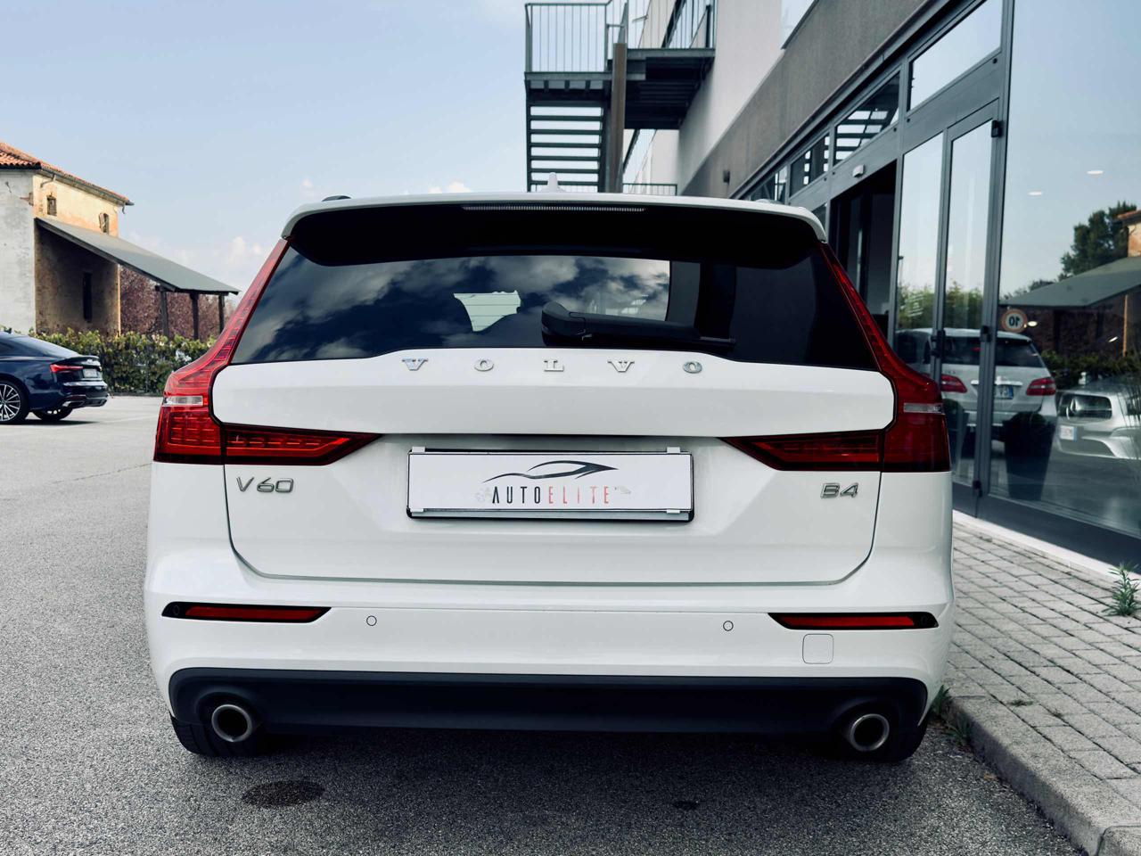 Clicca per ingrandire V60 - B4 (d) Geartronic Momentum SENZA VINCOLI