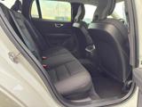 Clicca per ingrandire V60 - B4 (d) Geartronic Momentum SENZA VINCOLI