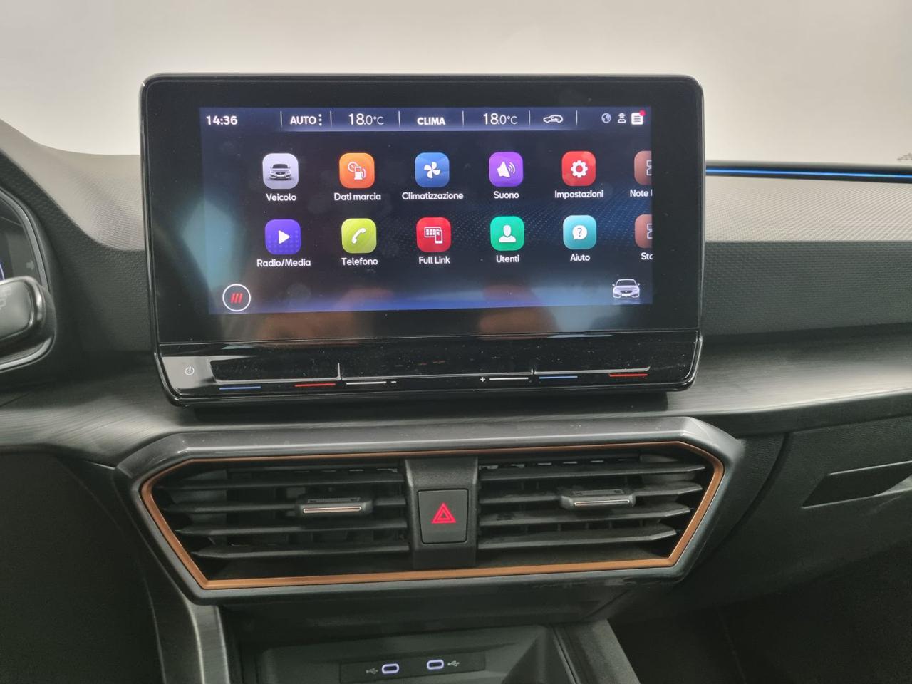 CUPRA Leon 1.5 Hybrid 150 CV DSG - 11