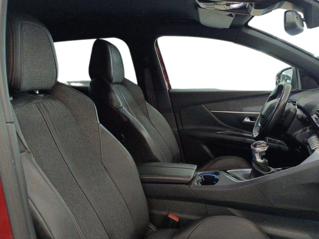 PEUGEOT 3008 BlueHDi 130 S&S GT Line - 10
