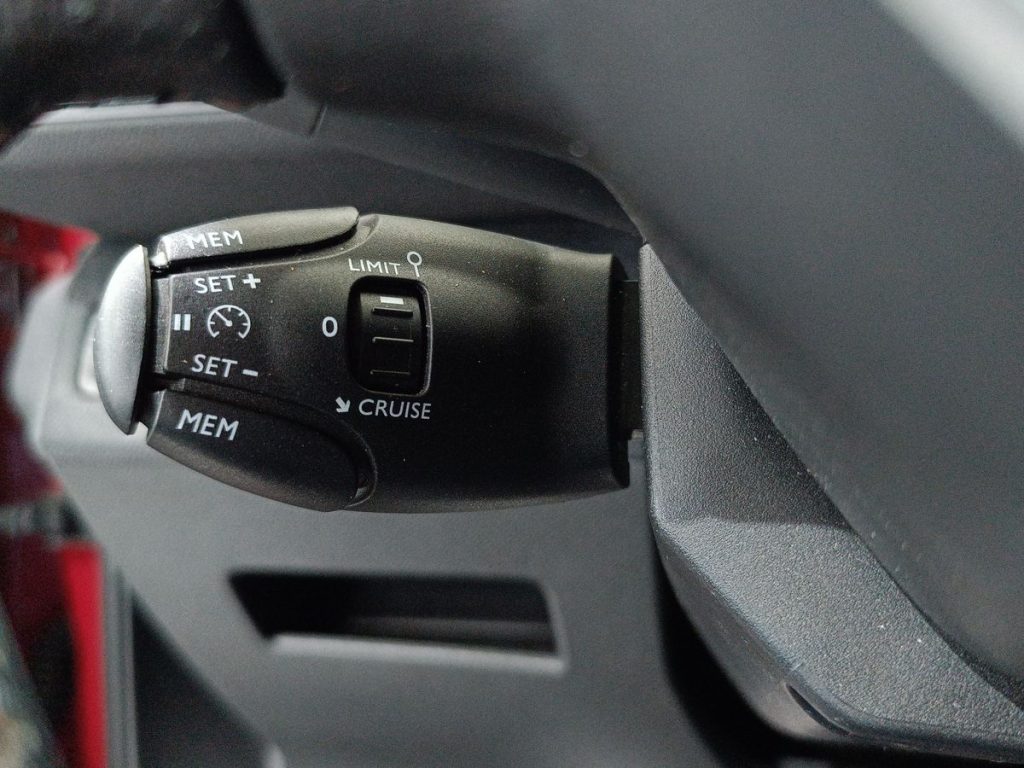 PEUGEOT 3008 BlueHDi 130 S&S GT Line - 20